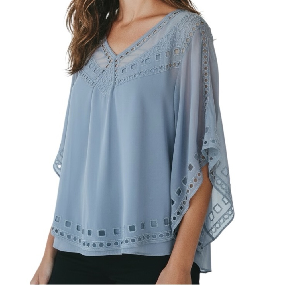 NWT WHITE HOUSE BLACK MARKET Flowy Sleeve Cutout Detail Lined Blouse Size Small